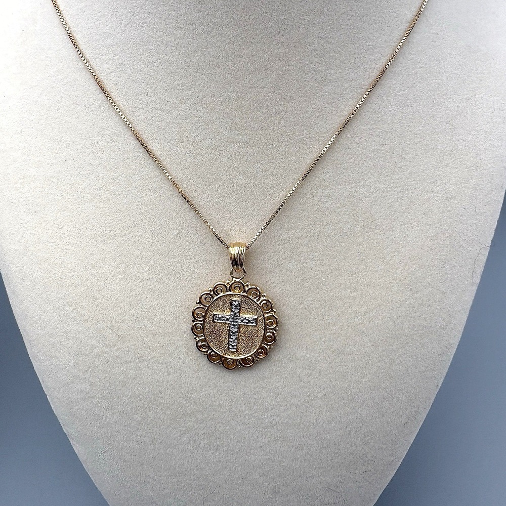 Ross Simons 925 Sterling Silver Cross Diamond Necklace Gold Vermeil